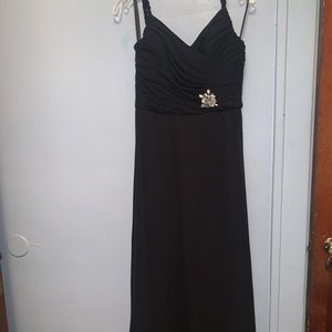 SIMPLE ELEGANT BLACK DRESS PERFECT FOR WEDDING!